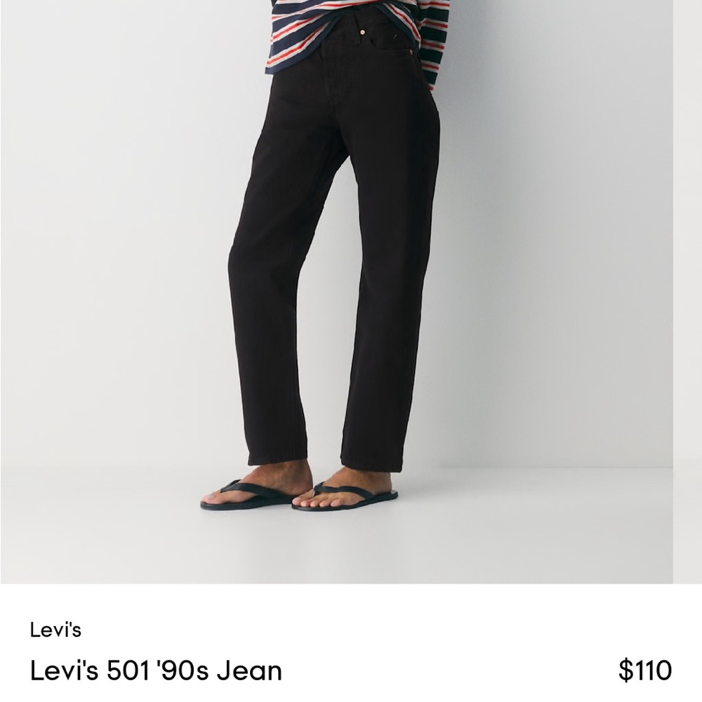 Levi's 501 90s Straight Leg Jeans in Black